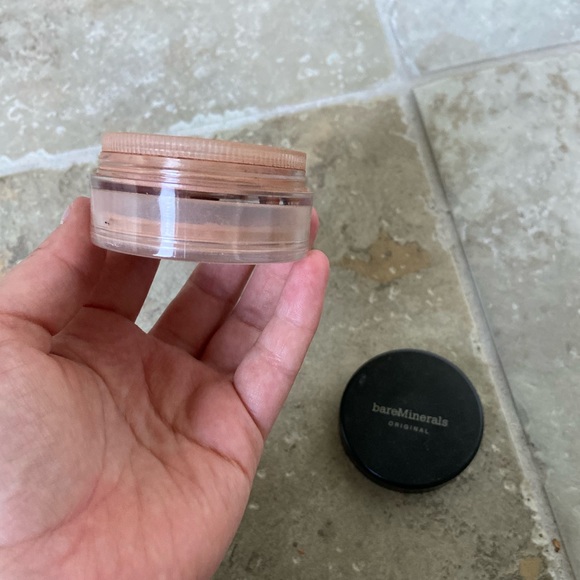 Bare Minerals ORIGINAL Loose Powder Foundation - Picture 4 of 4